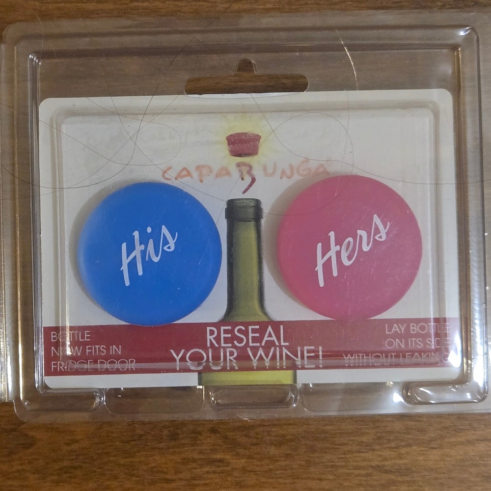 CapaBunga His and Hers Reusable Silicone Wine Bottle Resealer Caps 2 Pack NEW
